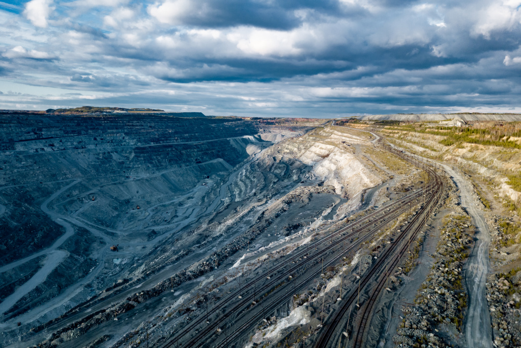 Фото 1 и на обложку.jpg