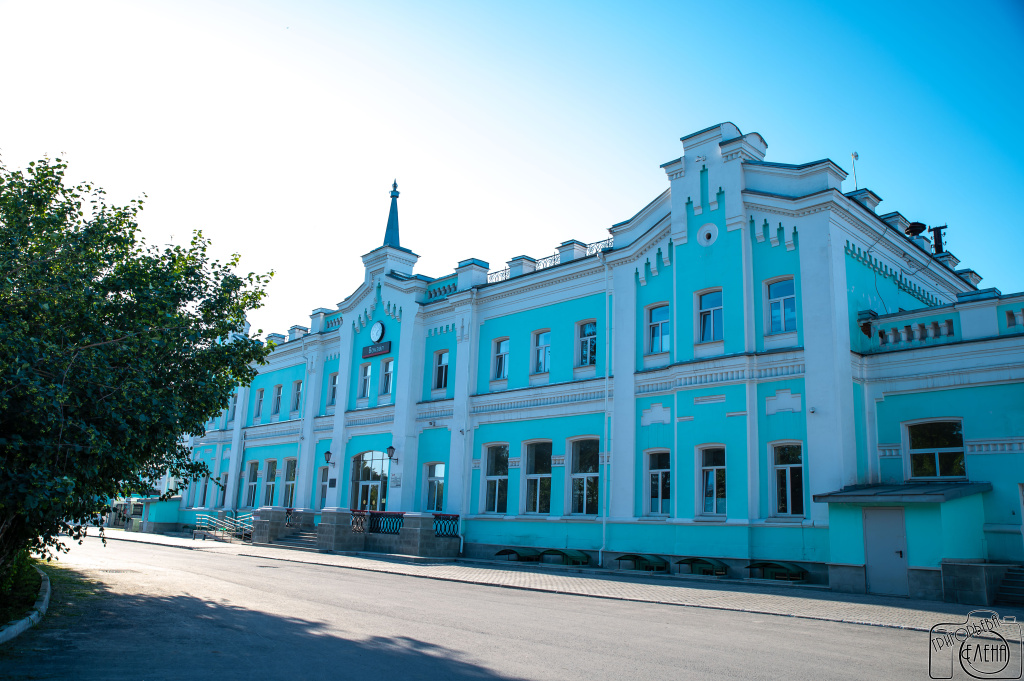 Железнодорожный вокзал.jpg